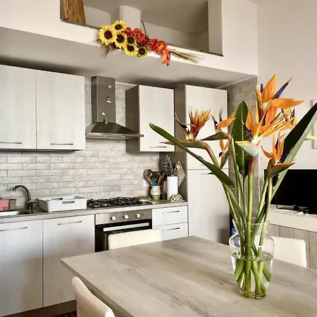 Casa Eos - Piano Terra Fronte Mare *