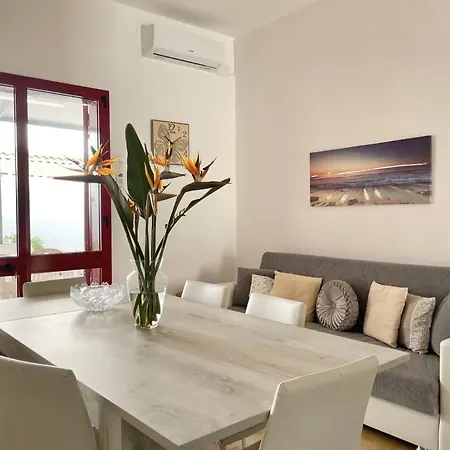 Casa Eos - Piano Terra Fronte Mare *