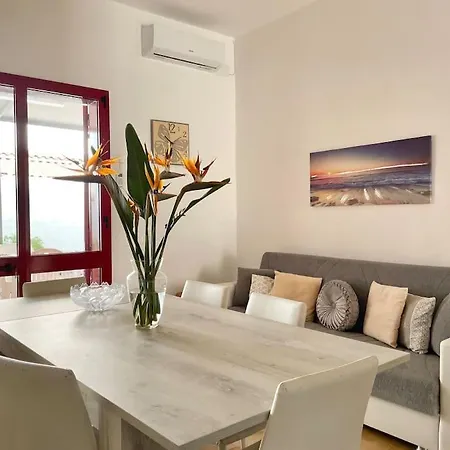 Casa Eos - Piano Terra Fronte Mare Holiday home